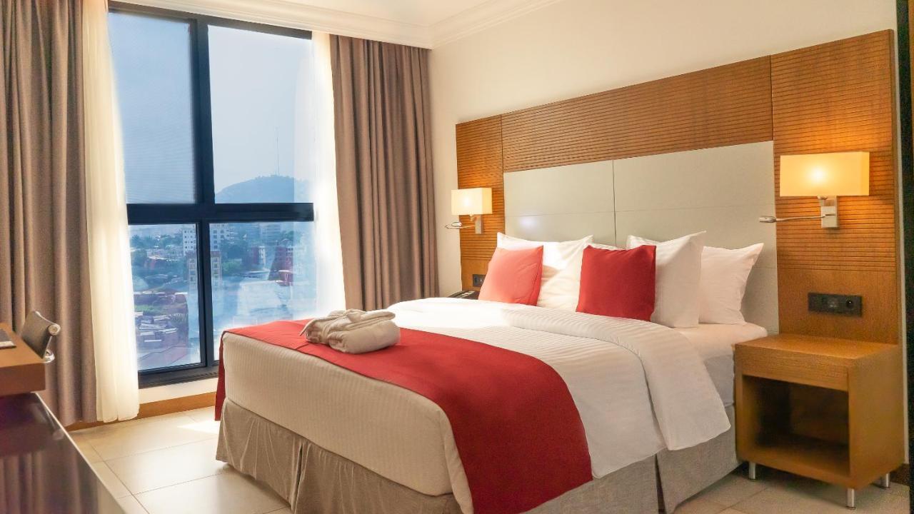 Star Land Hotel Bastos Yaoundé Eksteriør billede