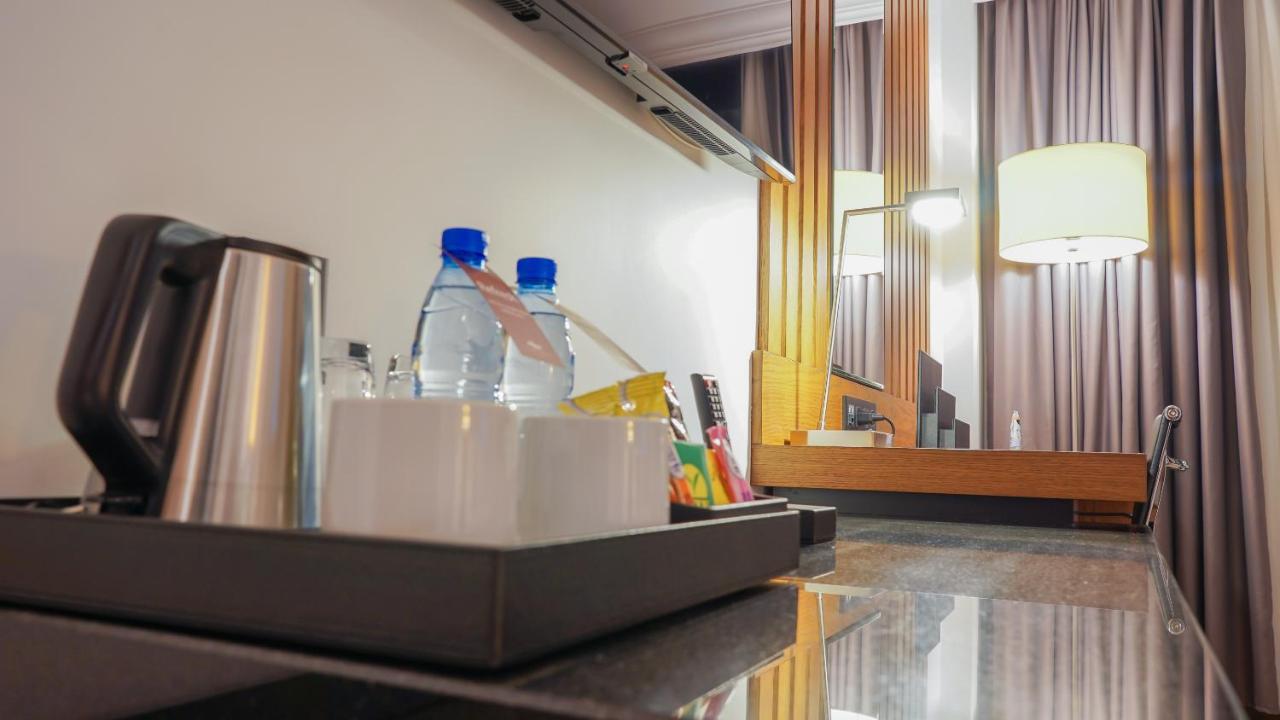 Star Land Hotel Bastos Yaoundé Eksteriør billede