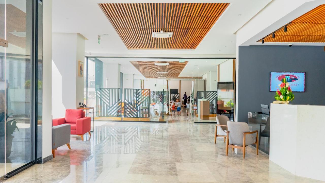 Star Land Hotel Bastos Yaoundé Eksteriør billede