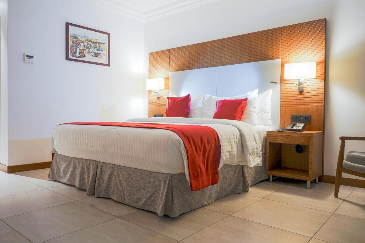 Star Land Hotel Bastos Yaoundé Eksteriør billede